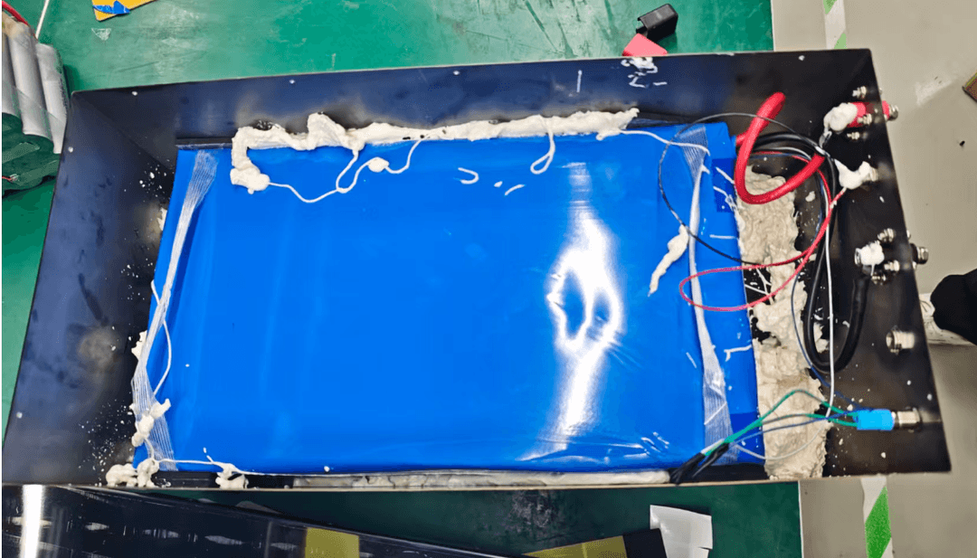 Cheap Lithium Ion Battery Inside