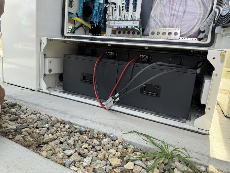 CXN48150 hot-swap configuration